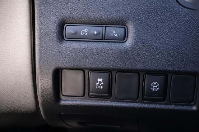 Certified 2024 Nissan Murano SV w/ SV Midnight Edition Package AWD/4WD image 20