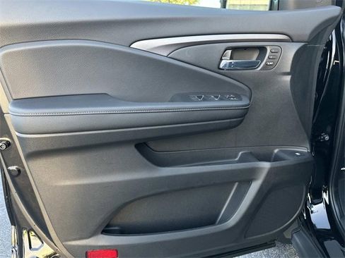 New 2026 Honda Ridgeline RTL image 17