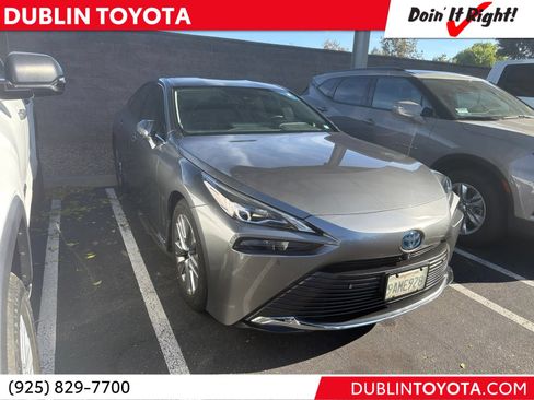 Used 2022 Toyota Mirai w/ Advanced Technology Package RWD image 1