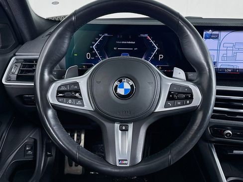 Used 2023 BMW 330i Sedan w/ M Sport Package image 18