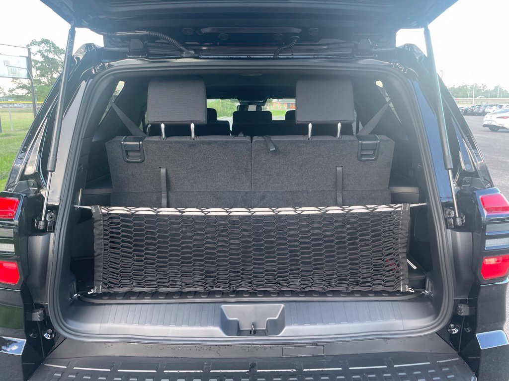 New 2026 Toyota 4Runner SR5 AWD/4WD image 13