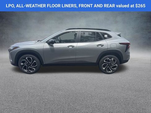 New 2026 Chevrolet Trax RS w/ Sunroof Package FWD image 4