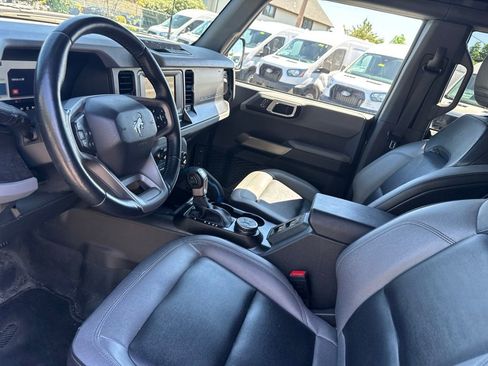 Used 2023 Ford Bronco Black Diamond AWD/4WD image 12