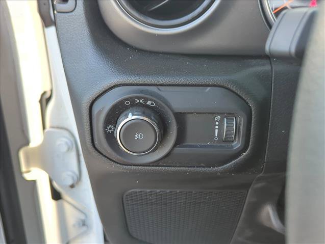 Used 2023 Jeep Wrangler Sport AWD/4WD image 10