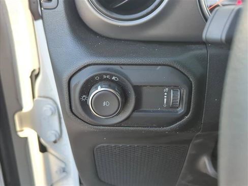 Used 2023 Jeep Wrangler Sport AWD/4WD image 10