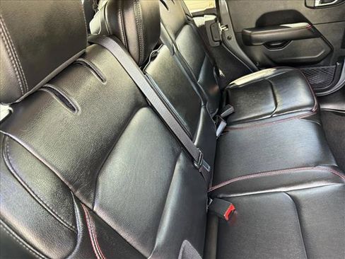 Used 2020 Jeep Wrangler Unlimited Rubicon AWD/4WD image 18