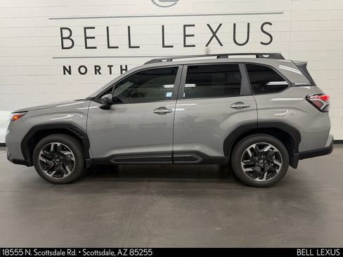 Used 2025 Subaru Forester Limited AWD/4WD image 8