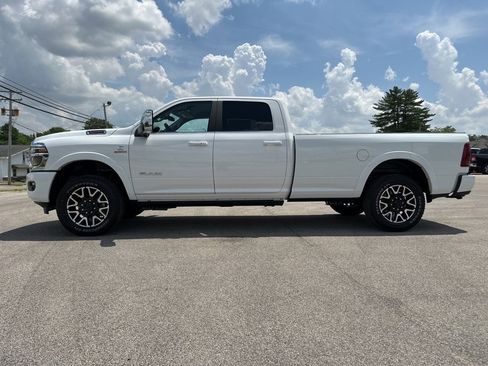 New 2025 RAM 2500 Limited image 14