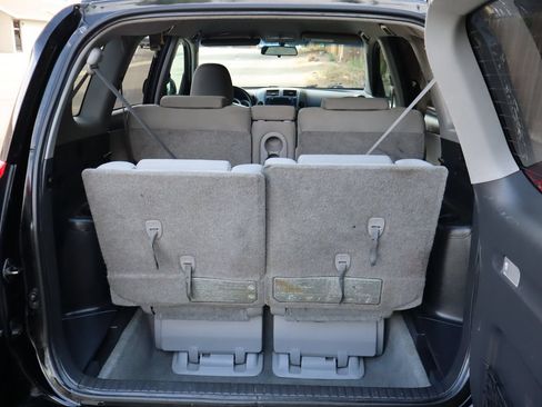 Used 2011 Toyota RAV4 4WD w/ Base L4 Extra Value Pkg image 14