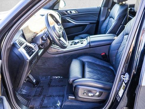 Used 2025 BMW X7 xDrive40i image 12