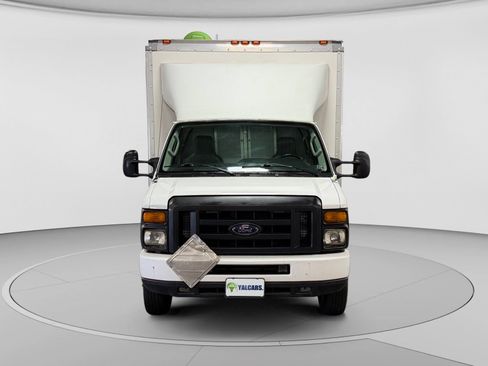 Used 2017 Ford E-350 and Econoline 350 Super Duty w/ Power Windows & Locks Group RWD image 8