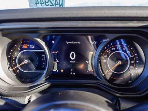 New 2026 Jeep Wrangler Unlimited Sahara AWD/4WD image 28