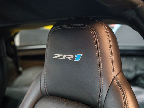 Used 2011 Chevrolet Corvette ZR1 w/ Preferred Equipment Group RWD image 8