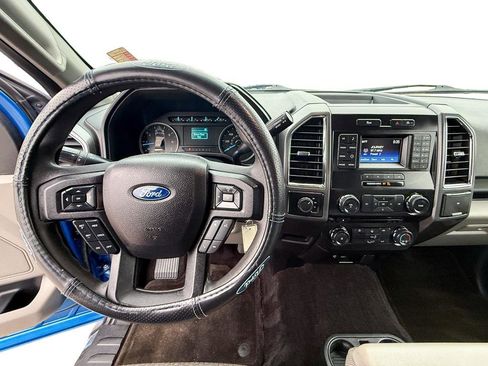 Used 2015 Ford F150 XLT image 13
