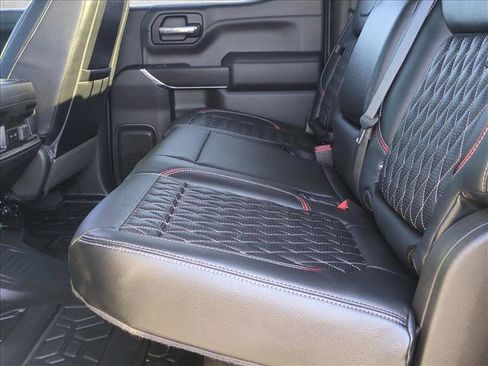 Used 2022 Chevrolet Silverado 1500 RST image 18