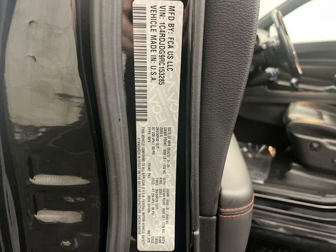 Used 2024 Dodge Durango GT AWD/4WD image 28