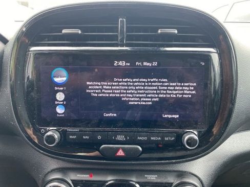 Used 2023 Kia Soul EX FWD image 16