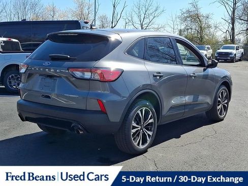 Certified 2022 Ford Escape SE w/ SE Sport Appearance Package image 12