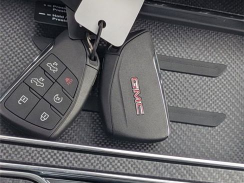 New 2026 GMC Sierra EV Elevation image 34