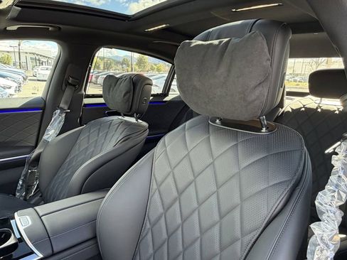New 2026 Mercedes-Benz S 580e 4MATIC Sedan image 18