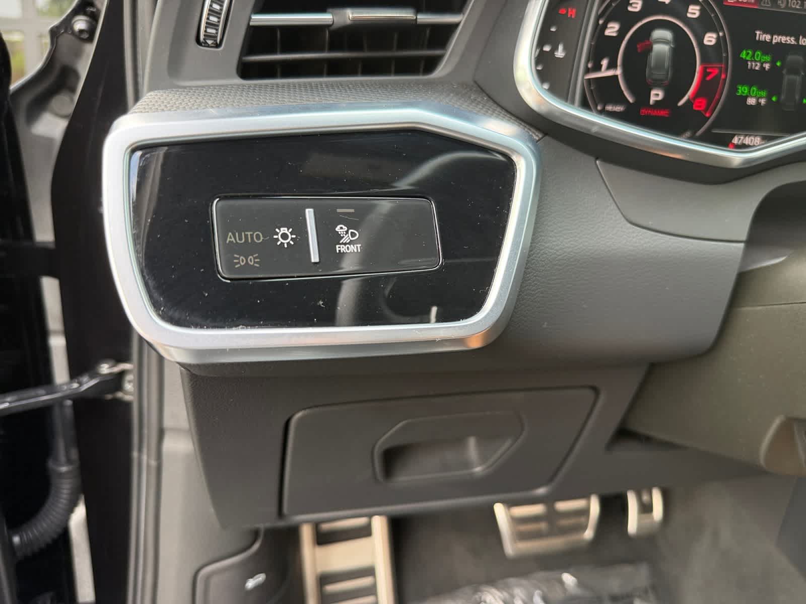 Used 2021 Audi RS 6 w/ Executive Package AWD/4WD image 25