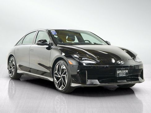 Certified 2025 Hyundai Ioniq 6 Limited AWD/4WD image 7
