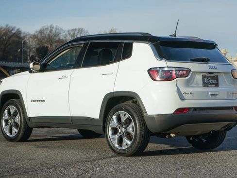 Used 2018 Jeep Compass Limited w/ Navigation Group image 3