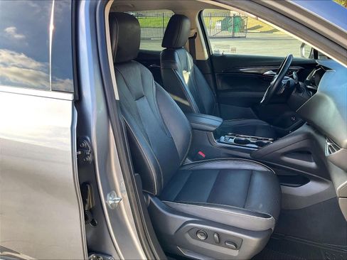 Used 2021 Buick Envision Essence w/ Technology Package I image 10