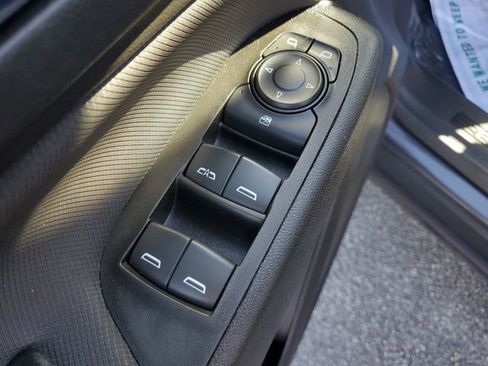 Used 2022 Chevrolet Equinox RS image 23