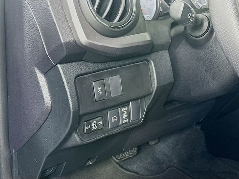 Certified 2020 Toyota Tacoma TRD Sport w/ Technology Package RWD image 10