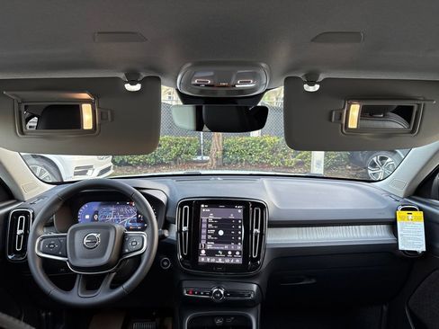 New 2026 Volvo XC40 B5 Core image 12