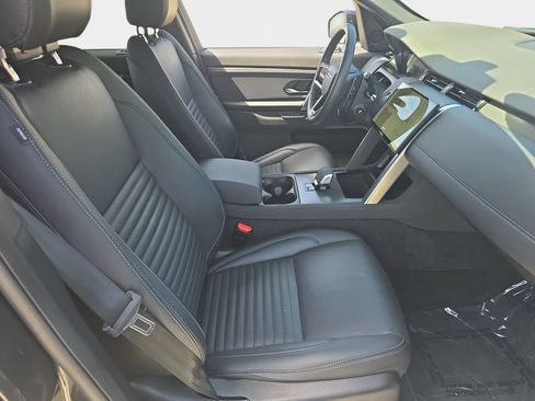 Used 2025 Land Rover Discovery Sport Dynamic SE AWD/4WD image 10