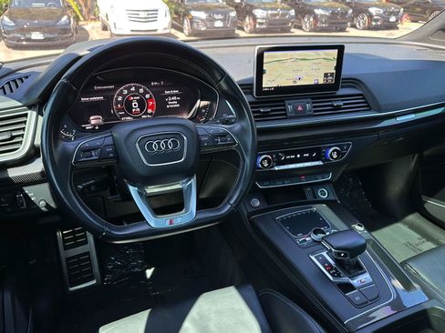 Used 2020 Audi SQ5 Premium Plus w/ Premium Plus Package AWD/4WD image 2
