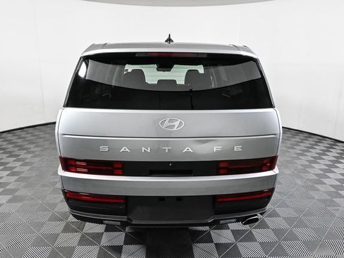 Used 2024 Hyundai Santa Fe SE image 7