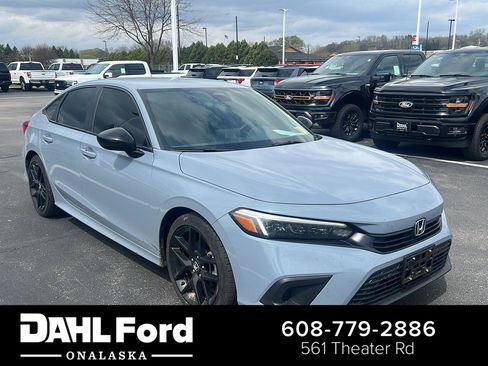 Used 2024 Honda Civic Sport image 1