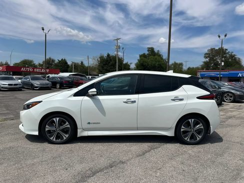 Used 2018 Nissan Leaf SL w/ SL Technology Package FWD image 9
