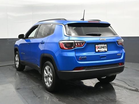 New 2025 Jeep Compass Latitude image 9