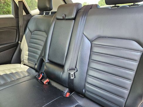 Used 2017 Ford Edge SEL w/ Equipment Group 201A FWD image 14