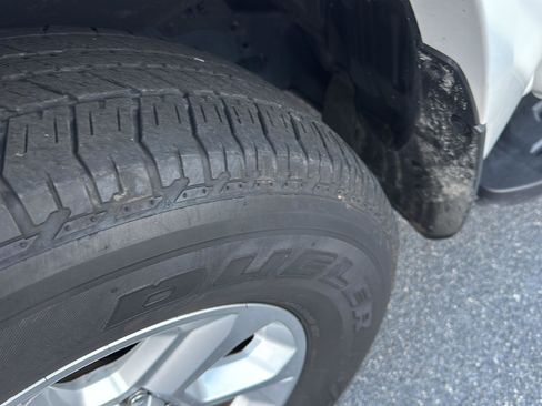 Certified 2024 Toyota 4Runner SR5 Premium image 36