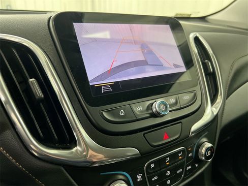 Used 2020 Chevrolet Equinox Premier image 14