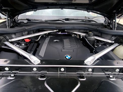 Used 2023 BMW X5 sDrive40i w/ Premium Package image 32