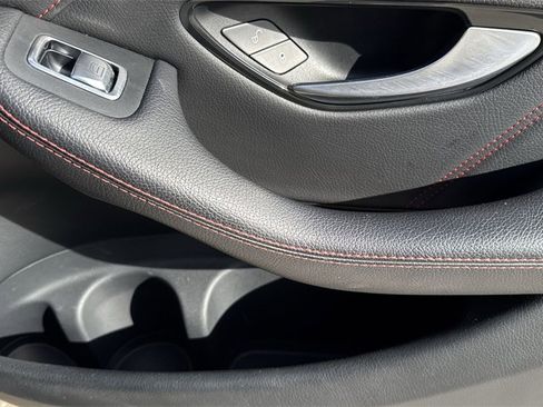 Used 2022 Mercedes-Benz GLC 43 AMG 4MATIC image 45