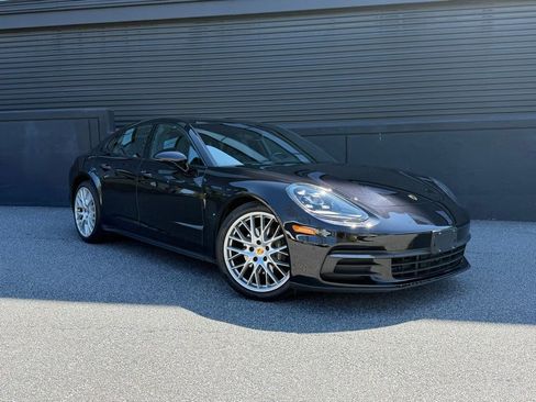 Certified 2018 Porsche Panamera 4 image 12