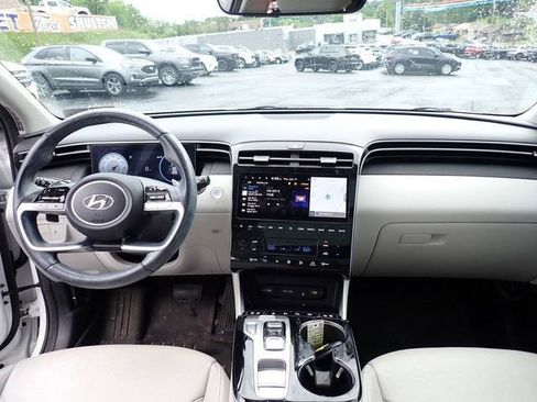 Used 2023 Hyundai Tucson Limited AWD/4WD image 13