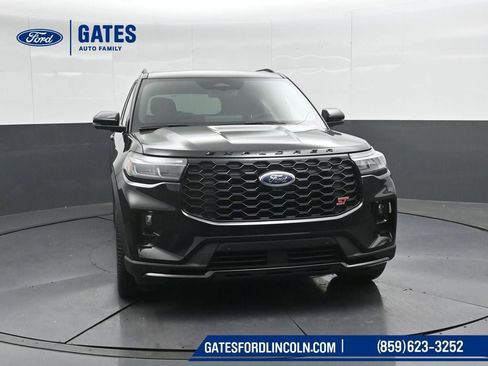 New 2026 Ford Explorer ST w/ Sun And Sound Package image 5