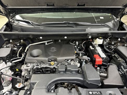 Used 2024 Toyota RAV4 Adventure image 32