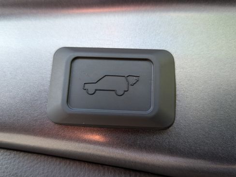 Used 2024 Toyota RAV4 XLE Premium w/ Weather Package AWD/4WD image 14