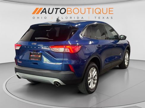 Used 2022 Ford Escape SE AWD/4WD image 5