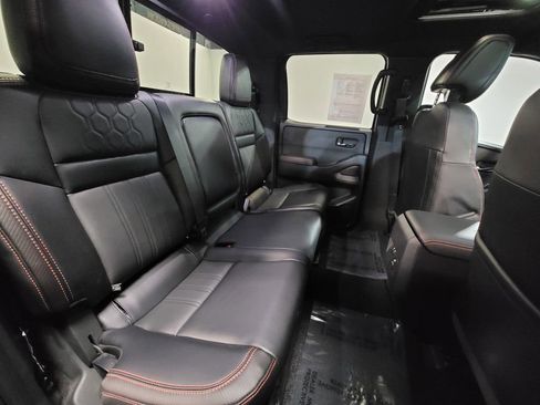 Used 2024 Nissan Frontier PRO-4X w/ Pro Premium Package image 8