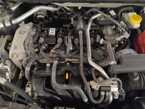 Used 2024 Nissan Sentra S FWD image 30